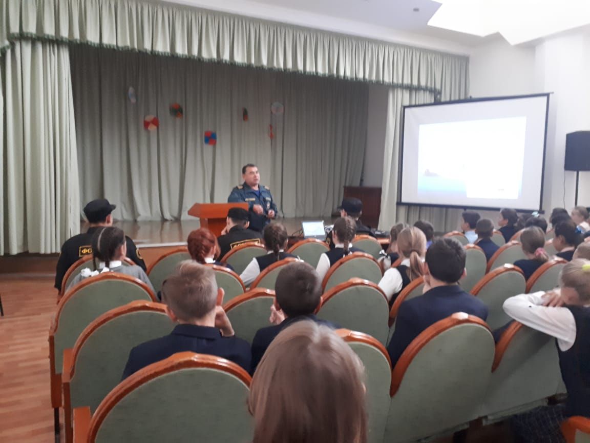 Открытый урок ОБЖ в Камскоустьинской школе