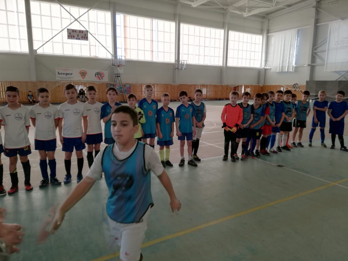 Юные футболисты Камского Устья уже получили призы от Деда Мороза (+ фото)