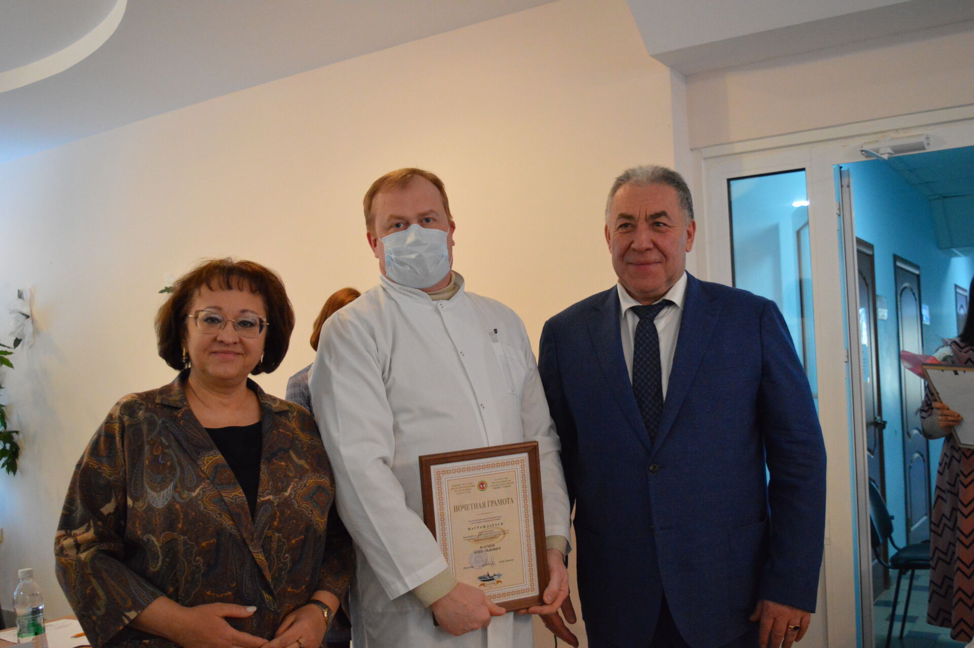 Награждение сотрудников Камско-Устьинской ЦРБ на медсовете