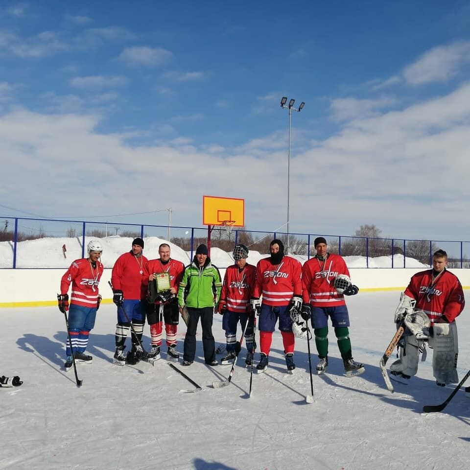 Традиционный турнир по хоккею прошёл в Куйбышевском Затоне