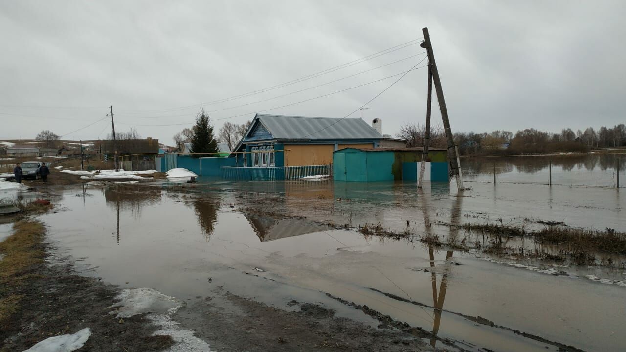 Ночь на 9 апреля выдалась для камскоустьинцев напряжённой