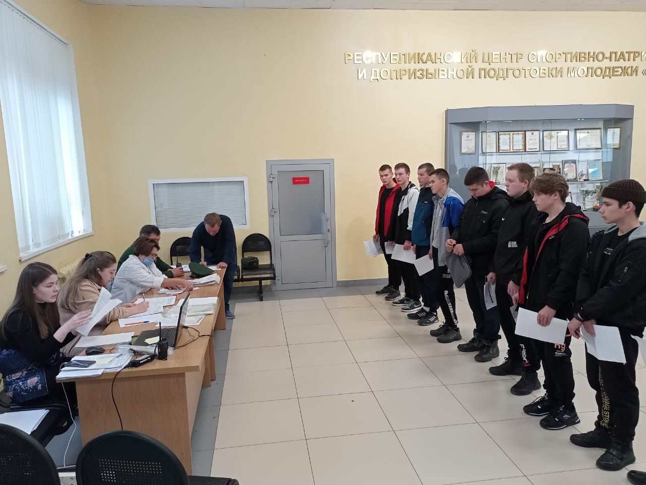 Десятиклассников Камско-Устьинского района обучают основам военной службы