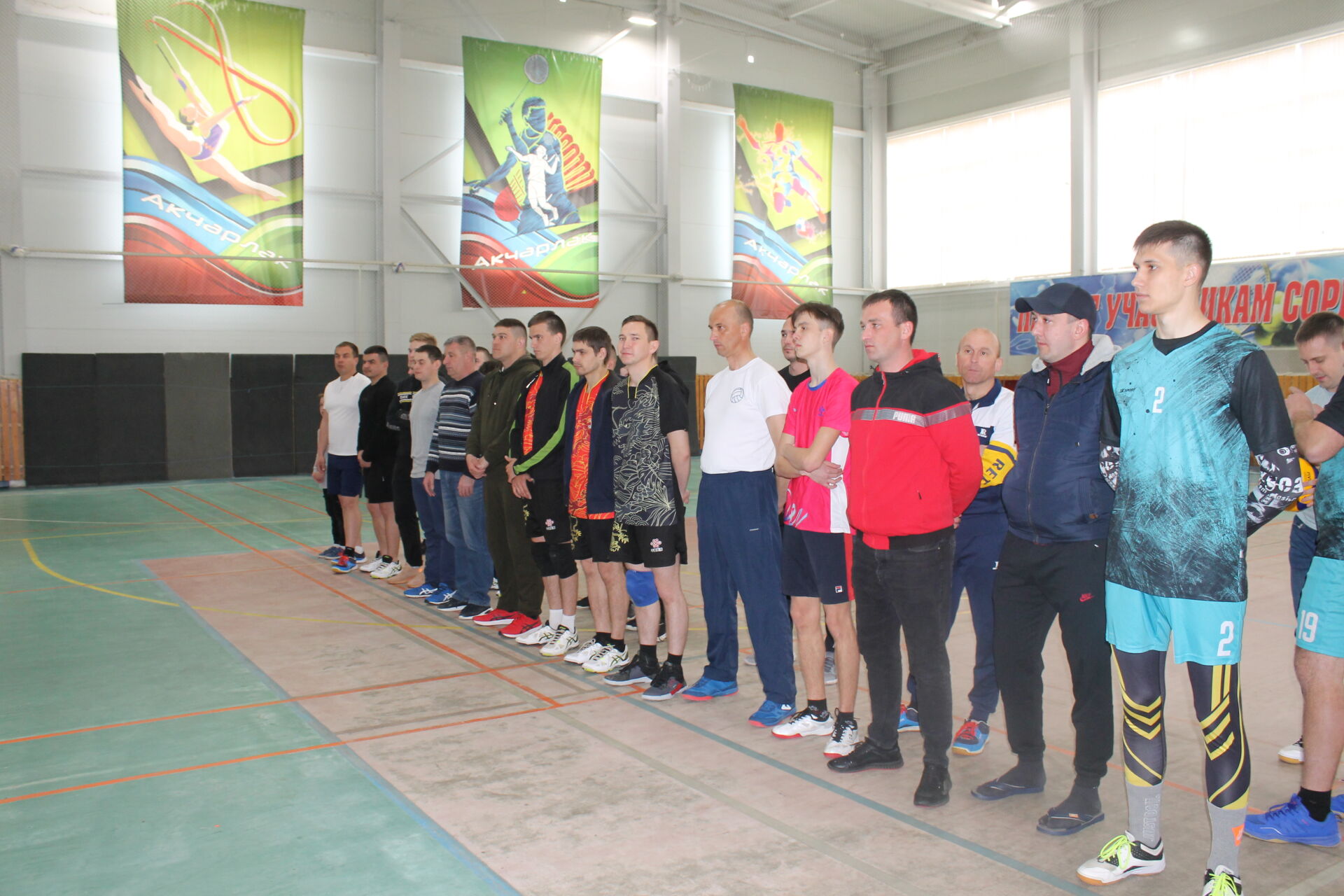 Волейболисты Камского Устья закрыли сезон