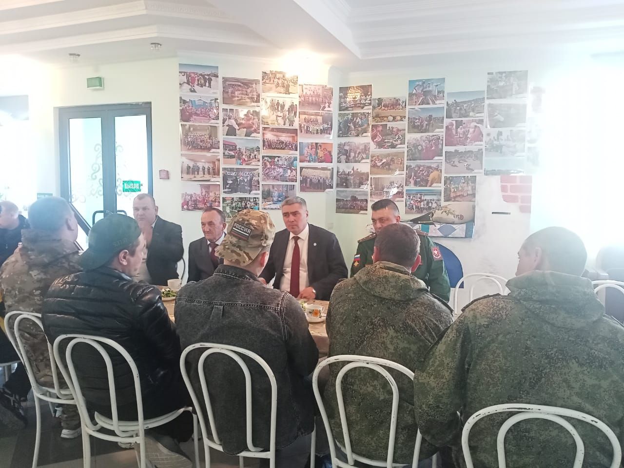 Глава района Наиль Вазыхов встретился с защитниками Отечества