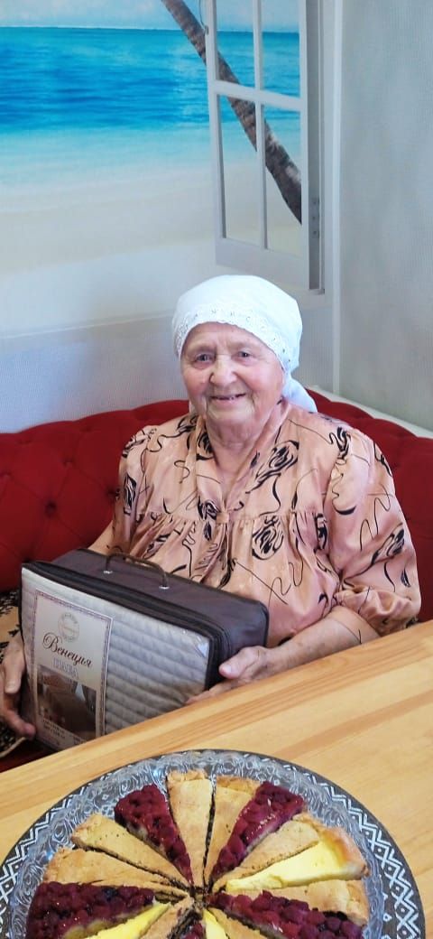 Камскоустьинцы принимают поздравления