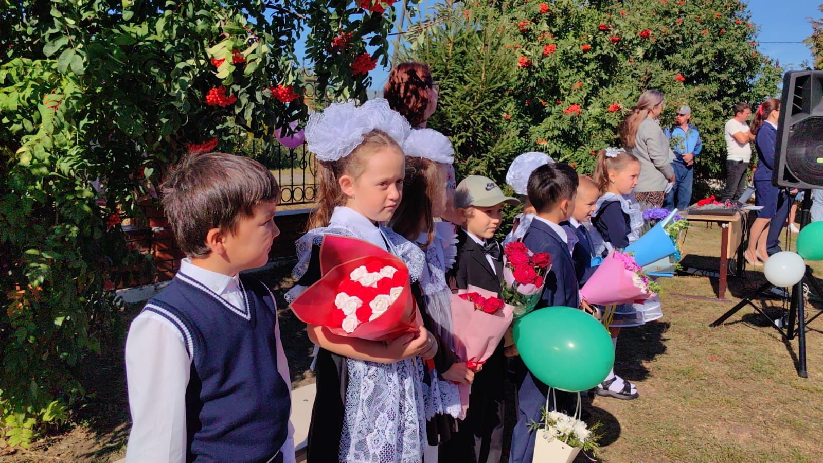 Праздник День знаний прошел в Камско-Устьинской татарской школе