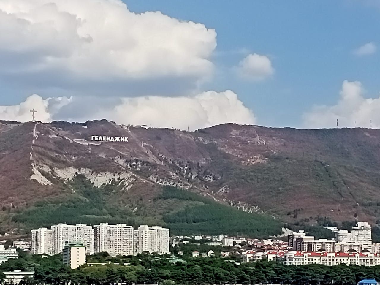 Краснодарский край: дорога к морю и ночной Геленджик