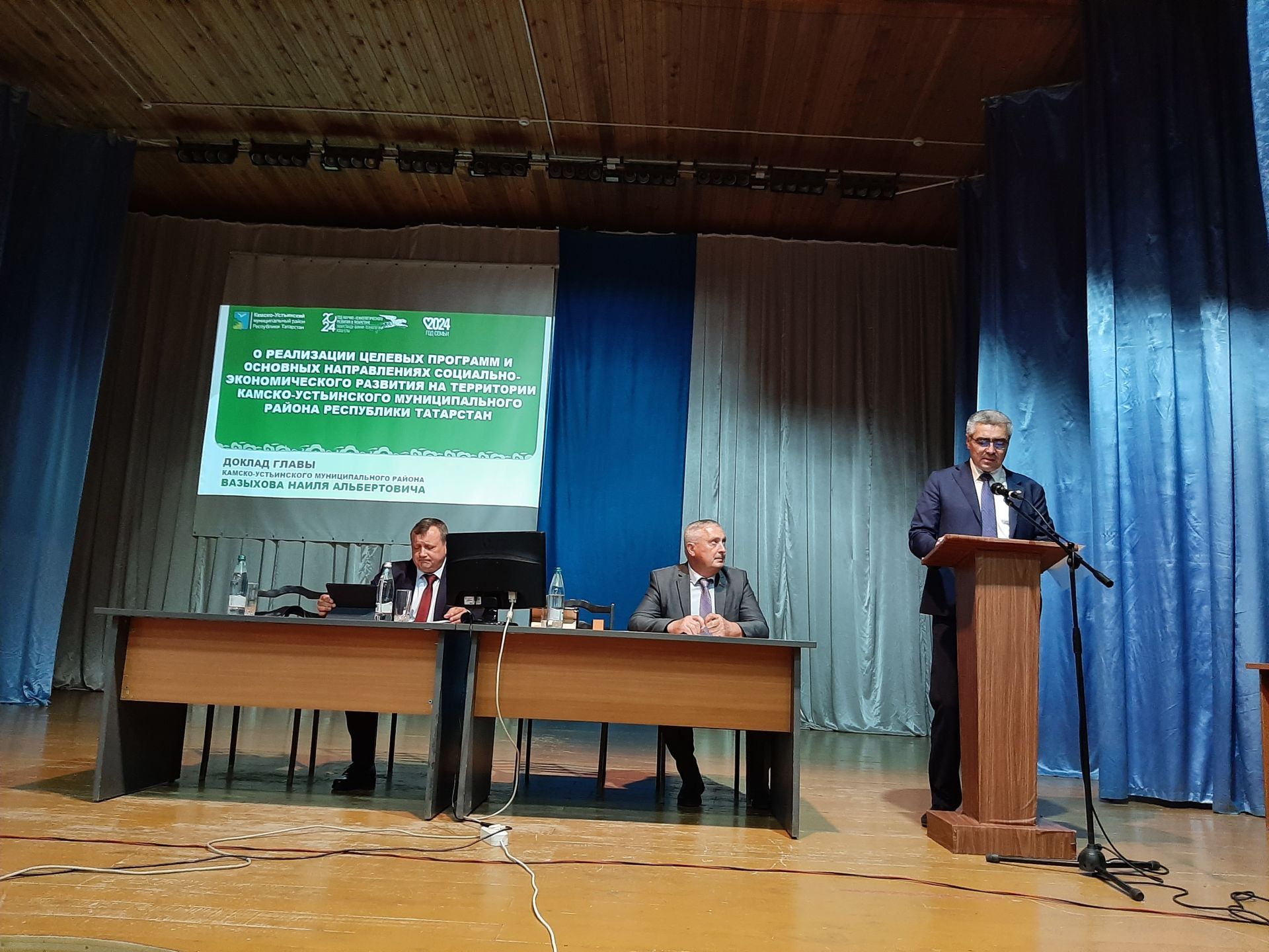 Сход в Затоне собрал неравнодушных жителей