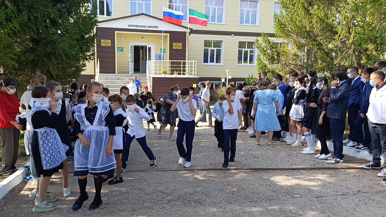 В школах Камского Устья проходят проходят учебные эвакуации