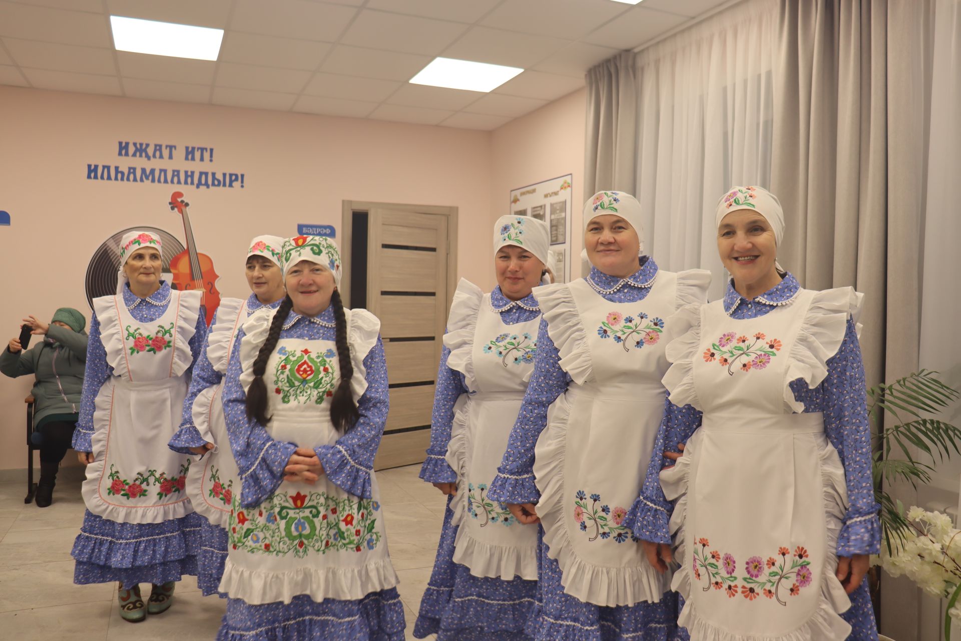 Отремонтированный клуб и новый ФАП  открыли в деревне Челны