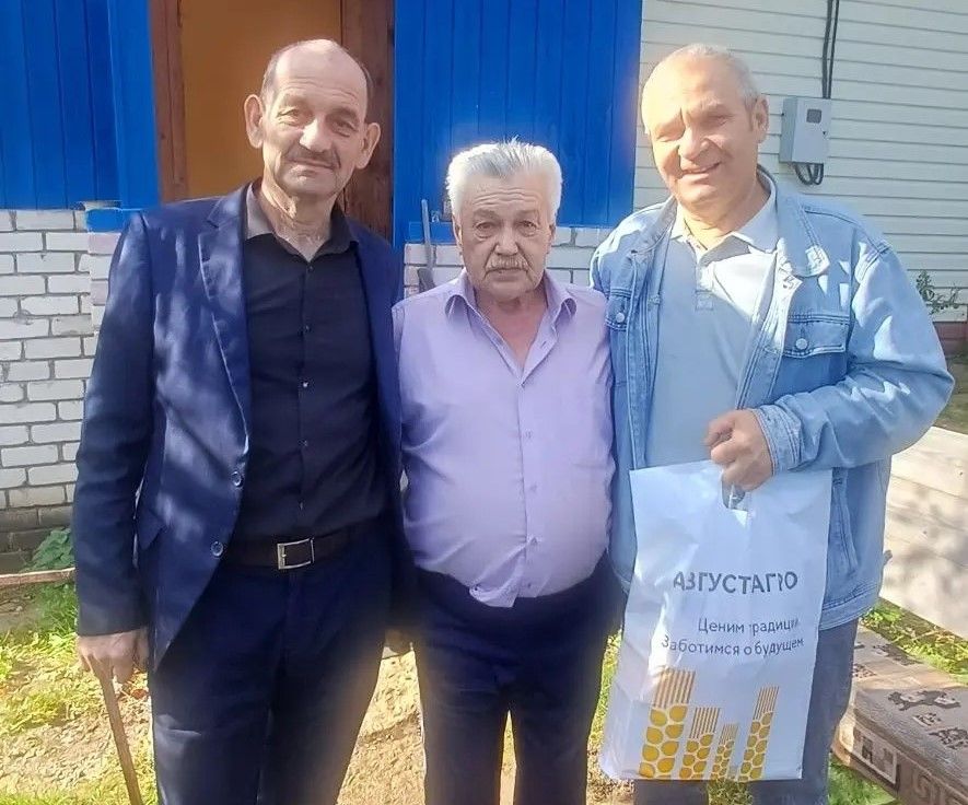 ООО «Август — Камское Устье» оказал поддержку ветеранам РОВД