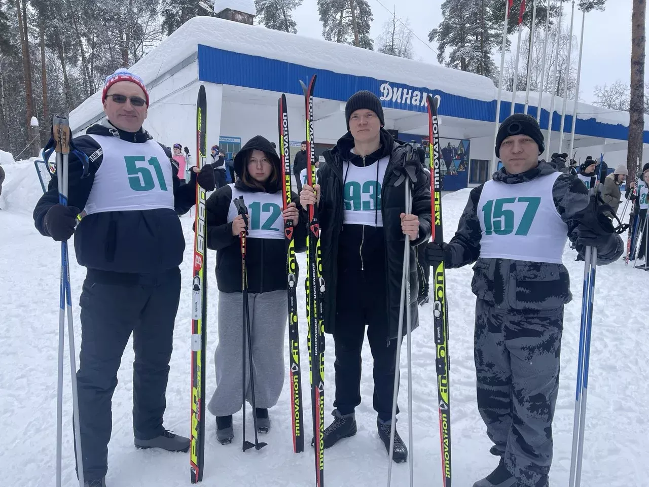 Полицейские из Камского Устья на лыжне