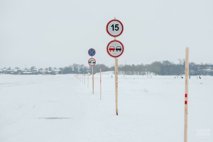 Воскресенье - последний день работы ледовой переправы