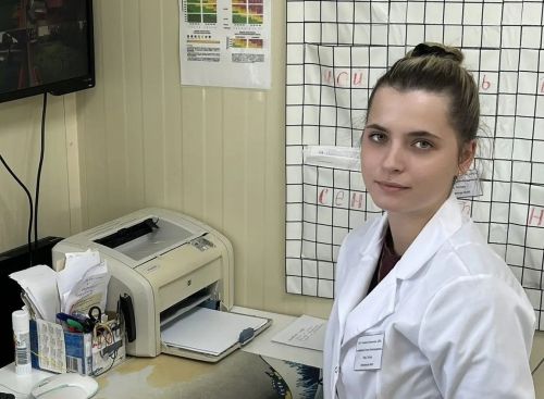 Коллектив Камско-Устьинской ЦРБ пополнила новая медицинская сестра