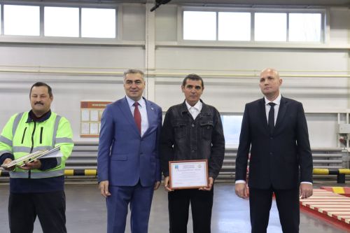 Награды вручили  камскоустьинским дорожникам
