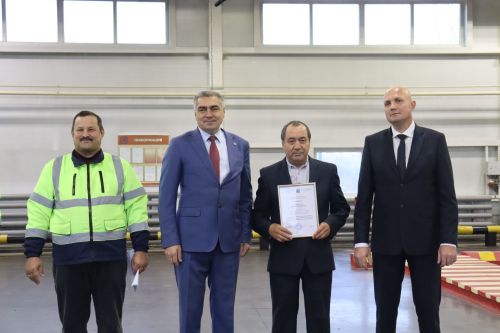 Награды вручили  камскоустьинским дорожникам