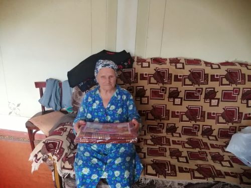 Поздравления принимала труженица тыла