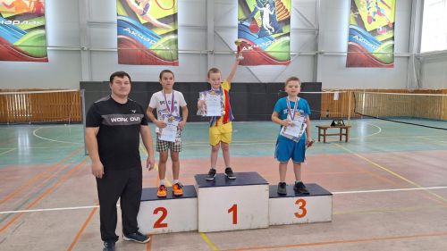 Бадминтонисты показали хорошие результаты