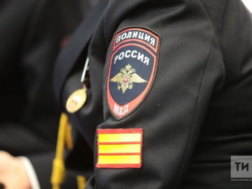 Толпа напала на школьника