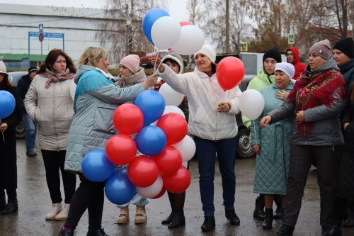 В Камском Устье прошел концерт ко Дню народного единства