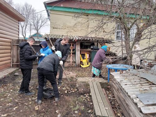 Школьники присоединились к неделе добра