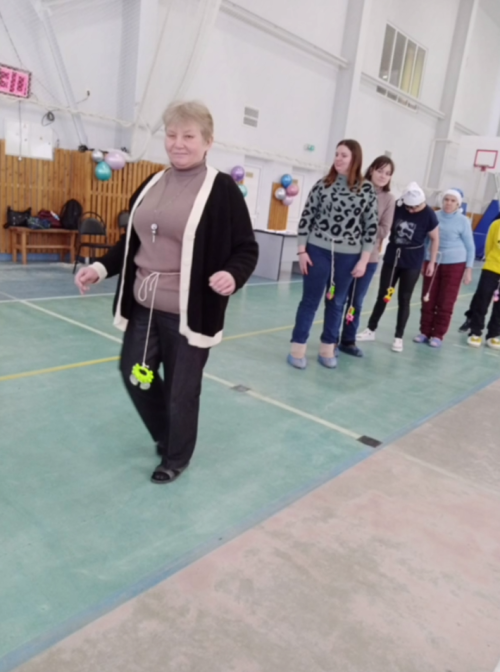 «Акчарлак» принимает друзей