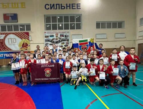Команда из Камского Устья завоевала серебро