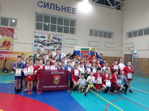 Команда из Камского Устья завоевала серебро