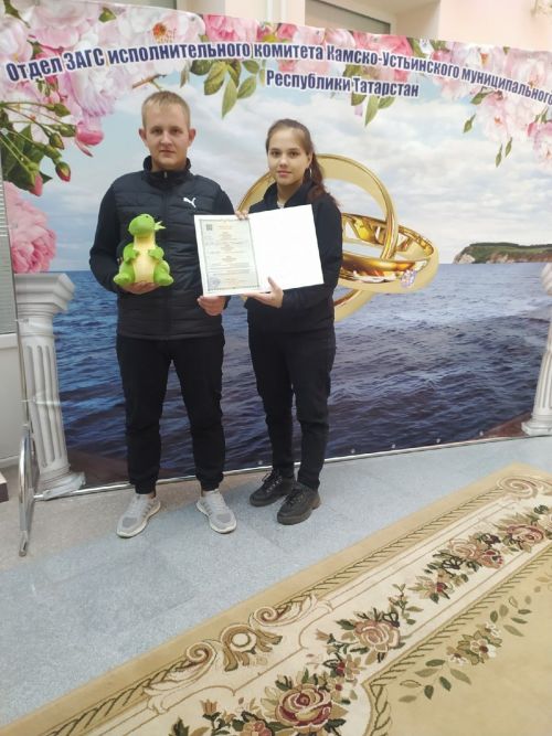 Стала известна статистика браков и разводов за 2022 год в Камском Устье