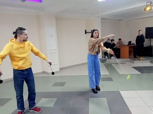 Цирковая студия: занятия для активных и талантливых