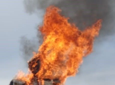 Ночной пожар в Камском Устье