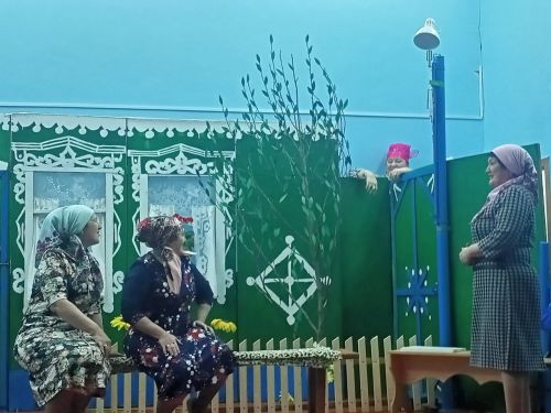 Клянчеево: спектакль имел успех с первого дубля