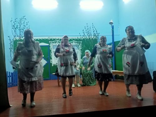 Клянчеево: спектакль имел успех с первого дубля