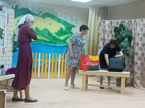 Большие Кармалы: жизнь течет, как родник