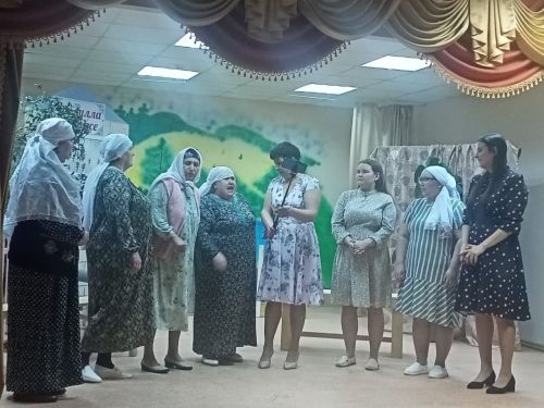 Большие Кармалы: жизнь течет, как родник