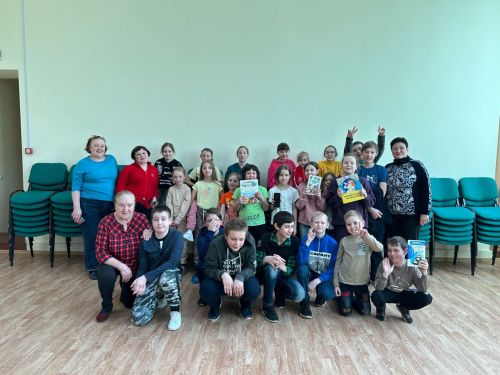 Нескучные каникулы проводят школьники