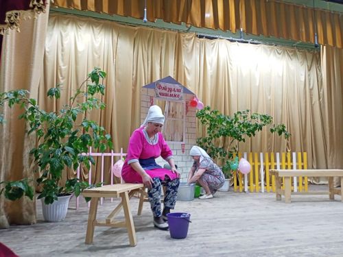 Свекрови с невестками приехали в Камское Устье
