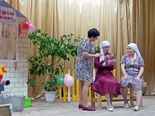 Свекрови с невестками приехали в Камское Устье