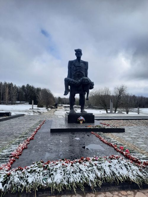 Сотрудник ЦРБ уехал в Беларусь