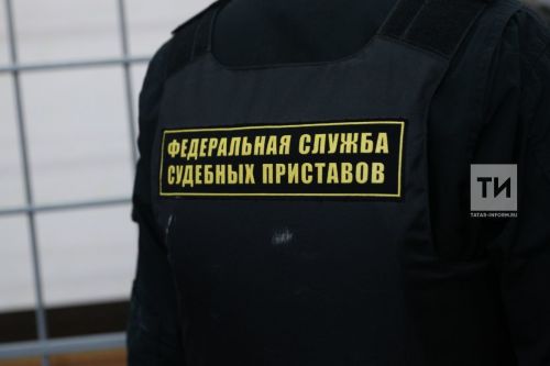 Выплатил алименты, чтобы встретить новую жену из роддома