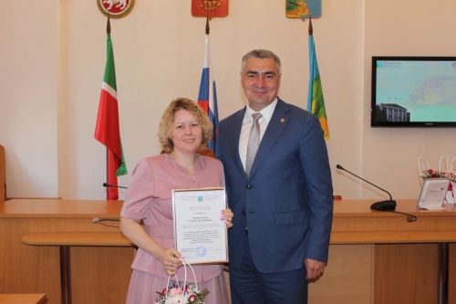 В Камском Устье чествуют сотрудников органов местного самоуправления