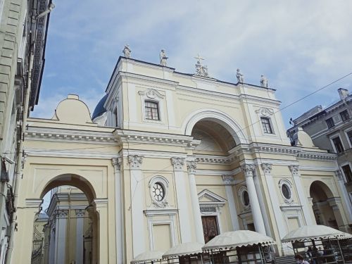 Санкт-Петербург: Невский проспект и главный музей страны