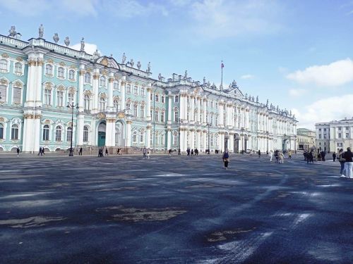 Санкт-Петербург: Невский проспект и главный музей страны
