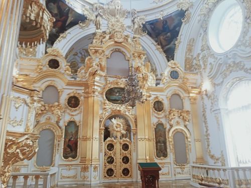 Санкт-Петербург: Невский проспект и главный музей страны