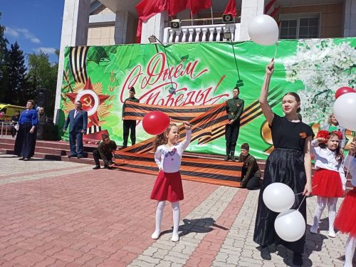 Концерт Победы: Поклонимся великим тем годам!