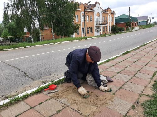 Человек с активной жизненной позицией творит добро