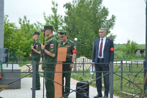 В Русских Буртасах простились с участником СВО