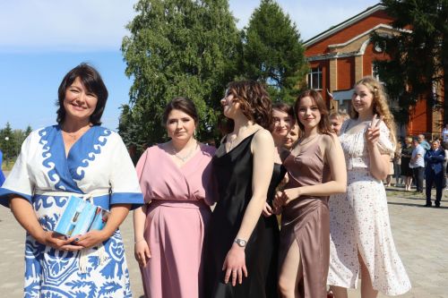 Большой выпускной в Камском Устье