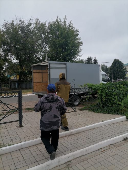 В каждую часть ушла своя посылка от земляков