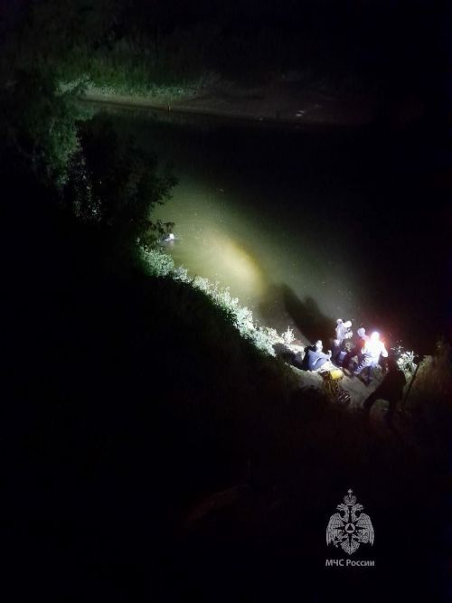 В Татарстане в утонувшем в реке автомобиле погибли люди